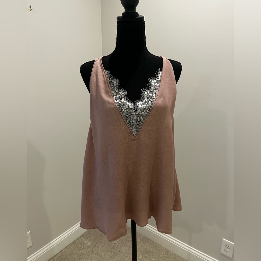 Mustard Seed Blush Razor Back Lace Camisole Top Never Worn Size M
